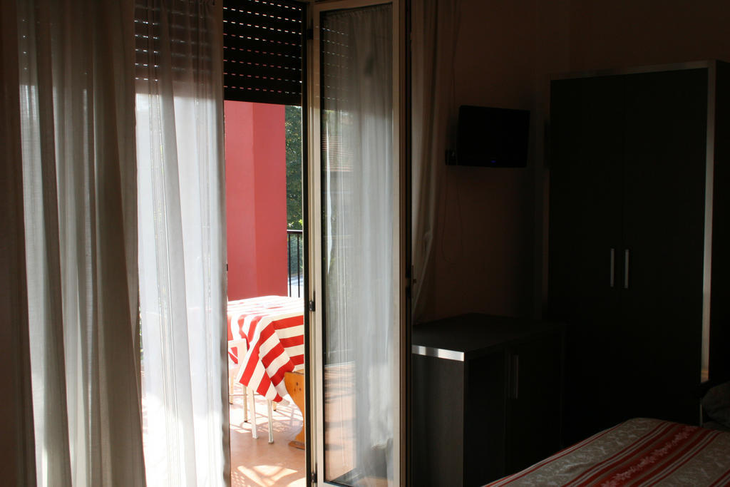 Hotel Renato Sesto San Giovanni Room photo