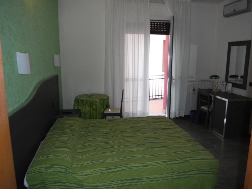 Hotel Renato Sesto San Giovanni Exterior photo