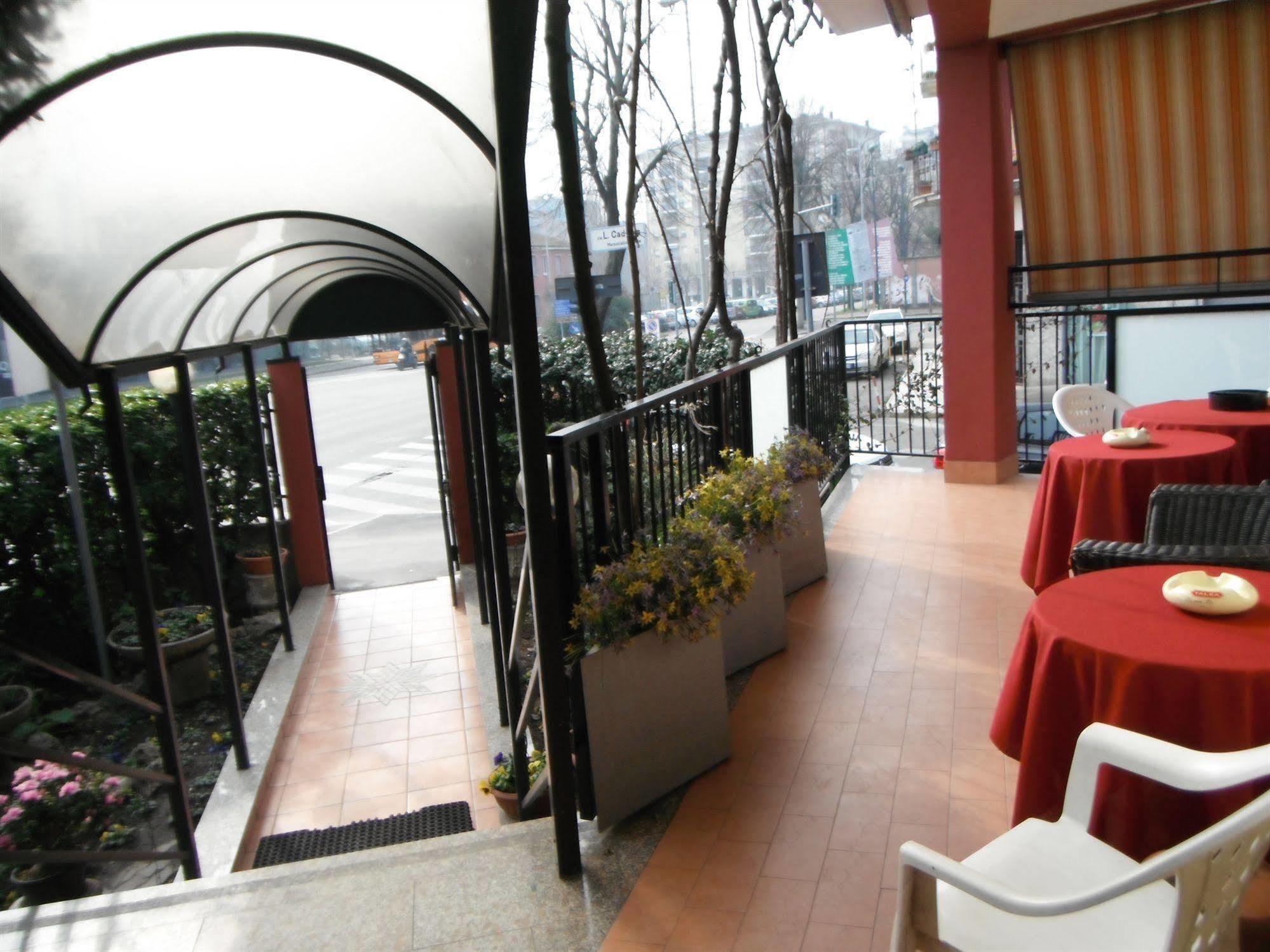Hotel Renato Sesto San Giovanni Exterior photo
